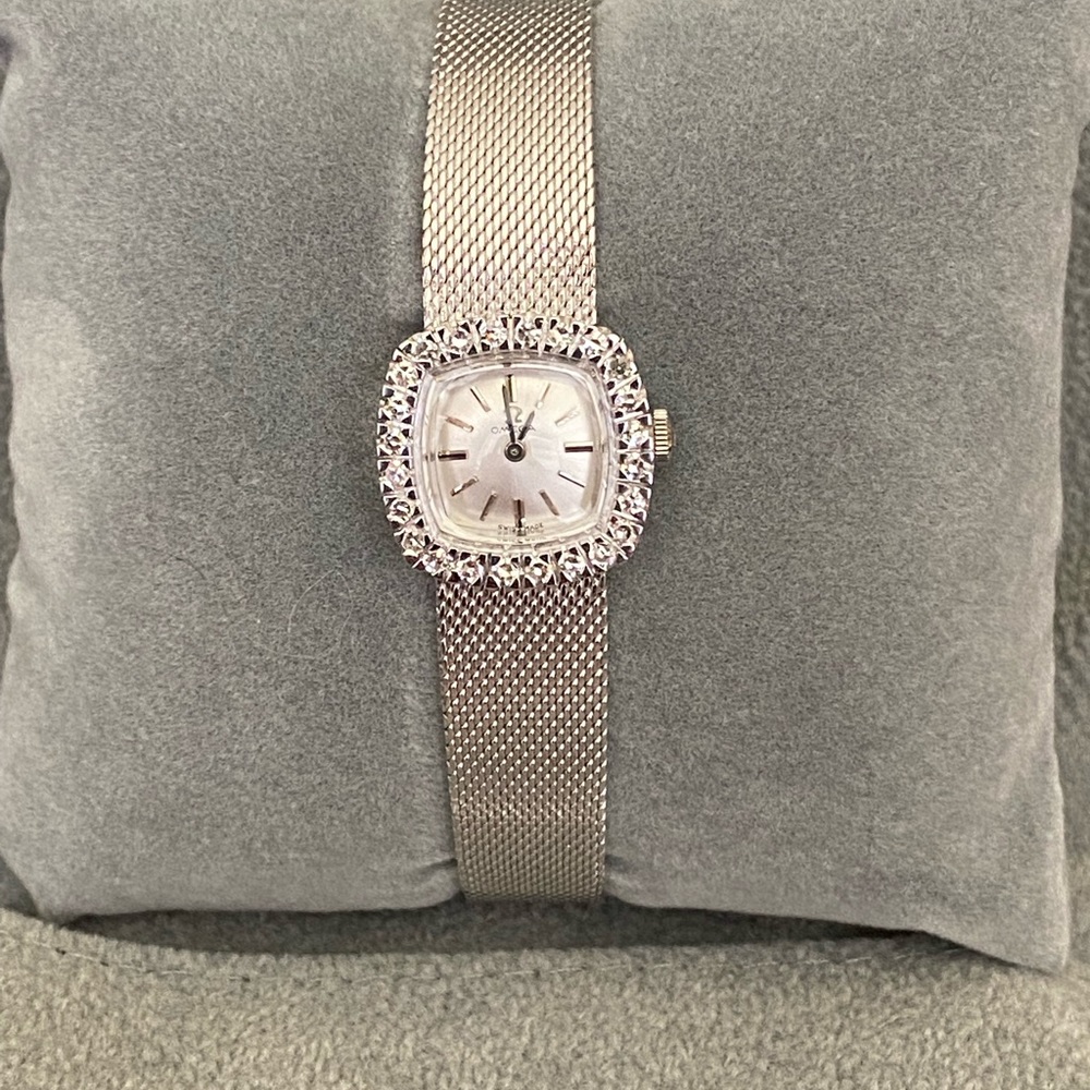 Vintage Omega Ladies Diamond Luxury Watch - Picture 6 of 7